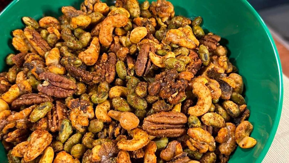 Smokey Spiced Party Nuts