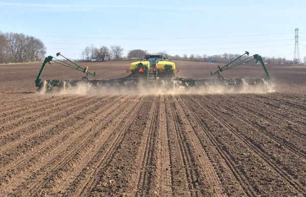 Speed overtakes size when talking planters