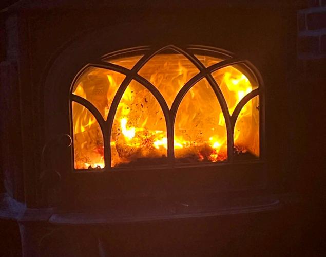 Fire wood stove