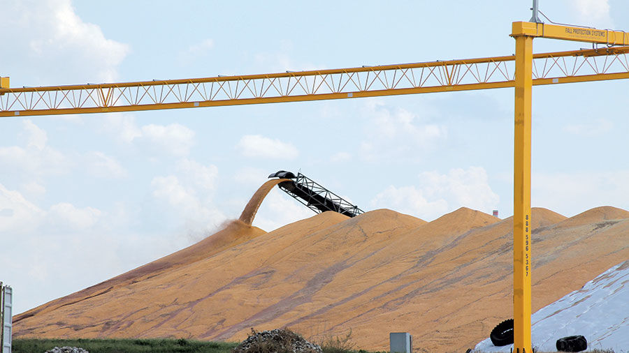 Missouri grain elevators keep things moving
