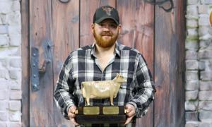 Individual receives dairy award