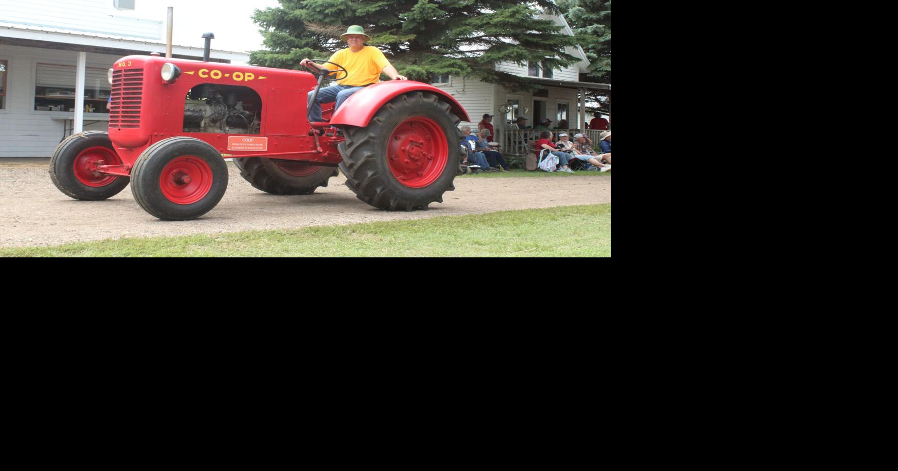 Granite Threshing Show (37).JPG