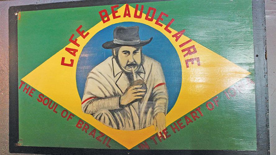 Café Beaudelaire sign