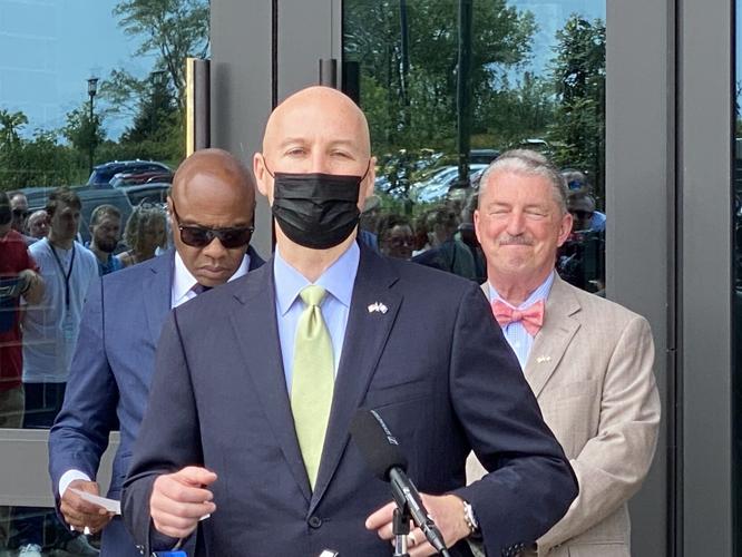 Ribbon Cutting Fallbrook 1.jpg