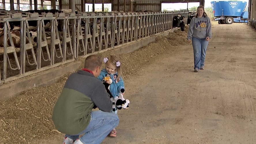 Pollard-12-family-in-Barn