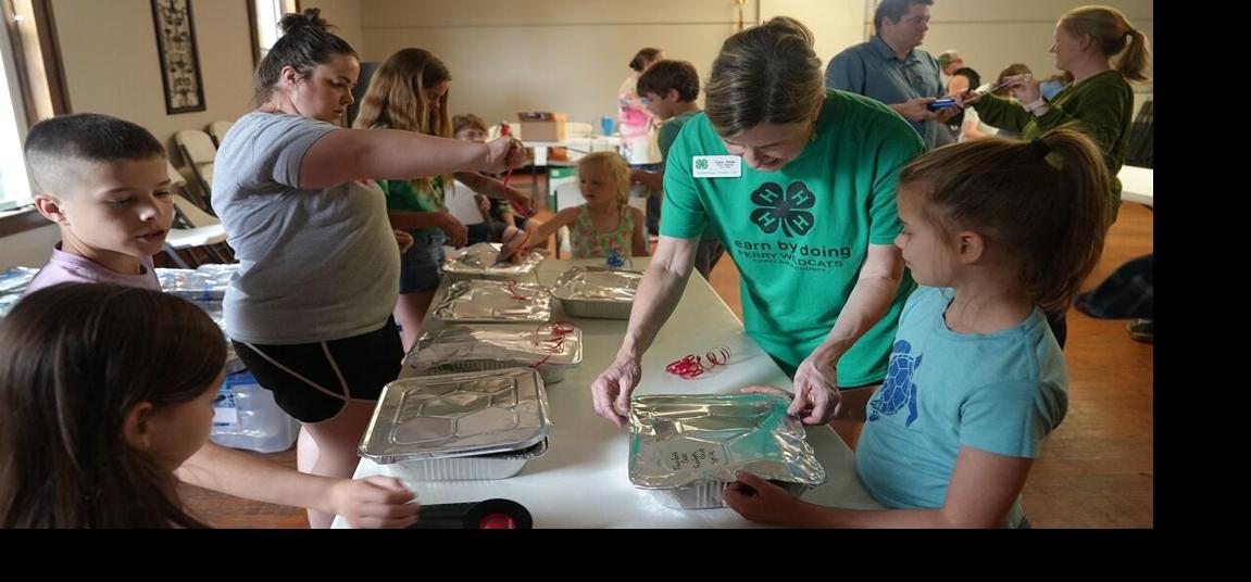 4-H volunteers