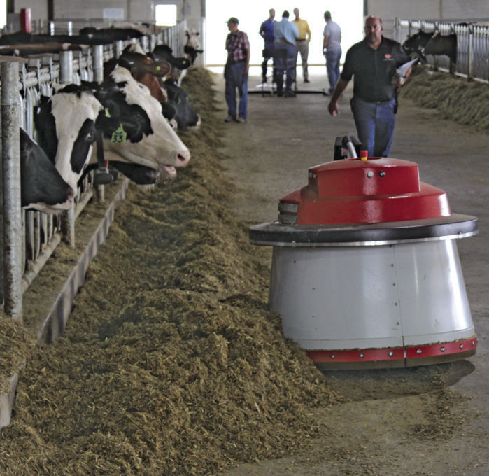Feed robot