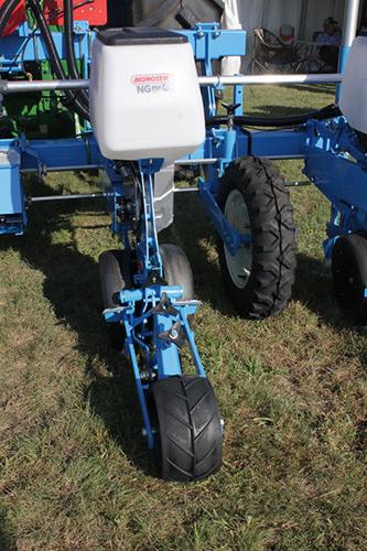 Monosem hemp planter 2