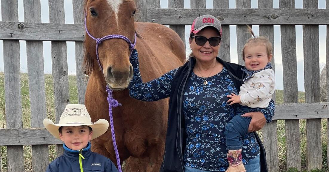 Intagram Ranch Mom Ranch mom passes love for rodeo on to kids