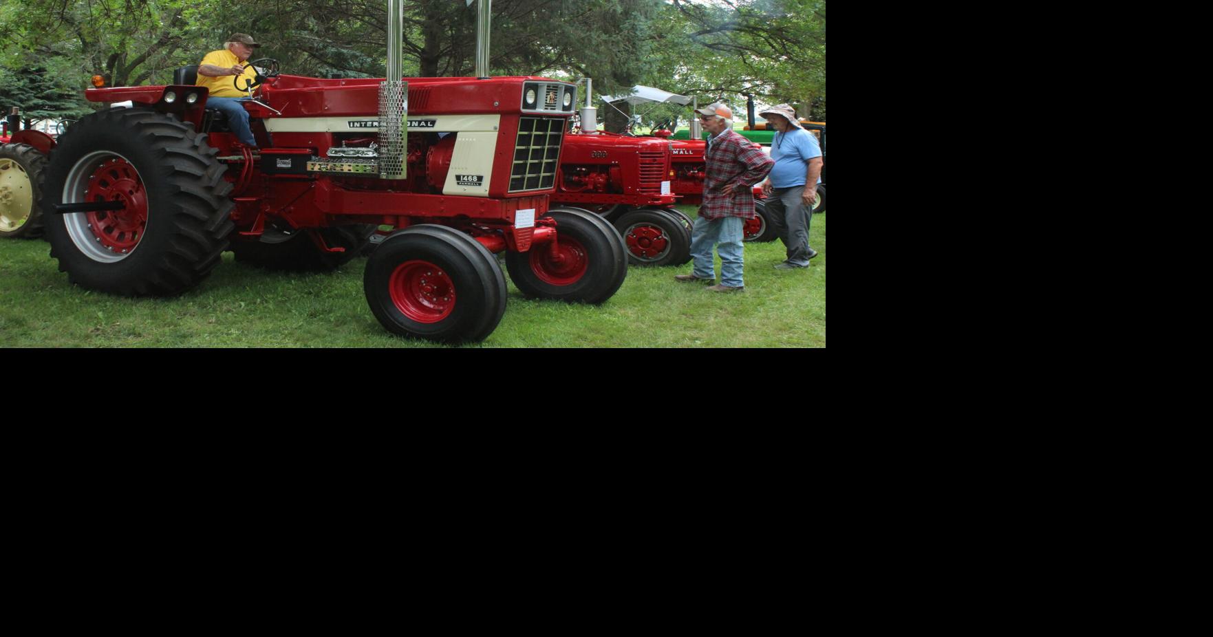 Granite Threshing Show (23).JPG