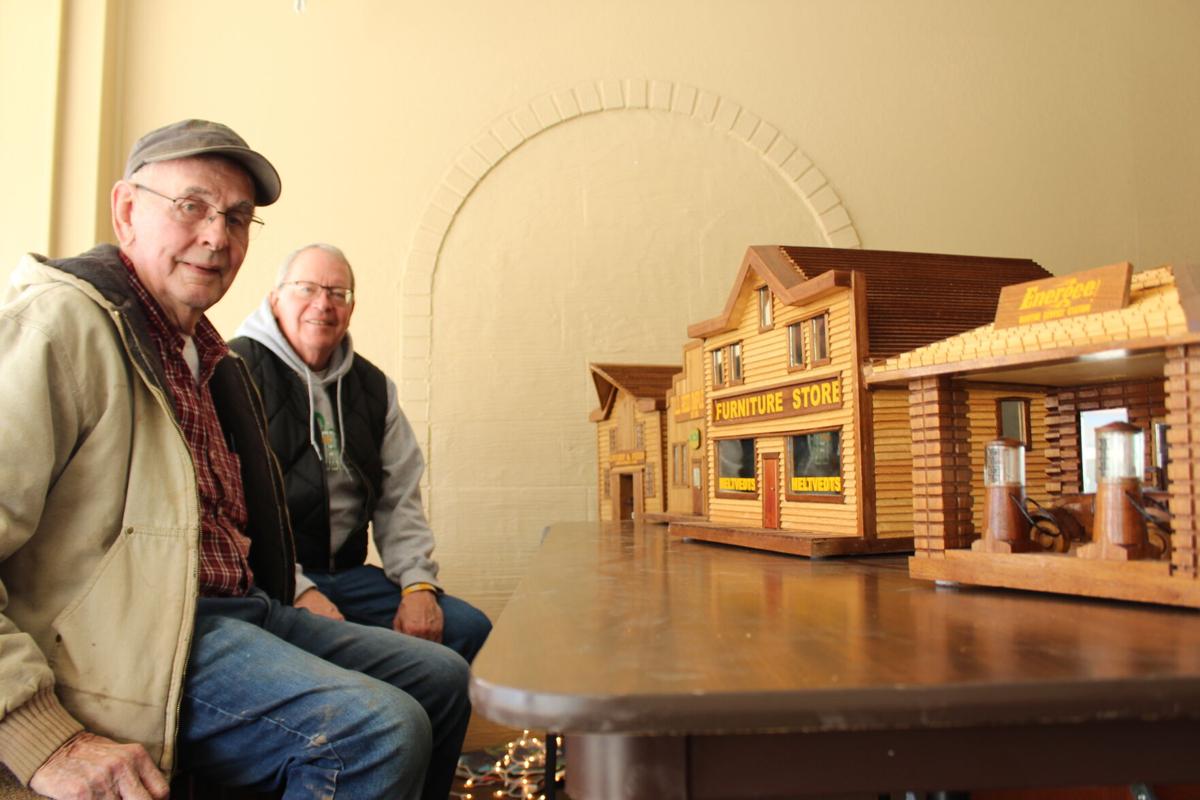 Wood worker (49).JPG