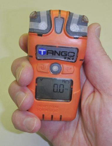 Single gas personal monitor