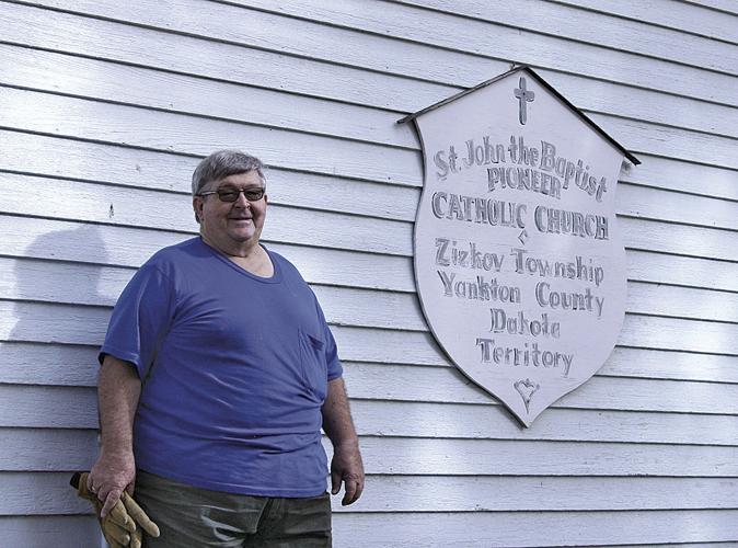 Dennis Povondra