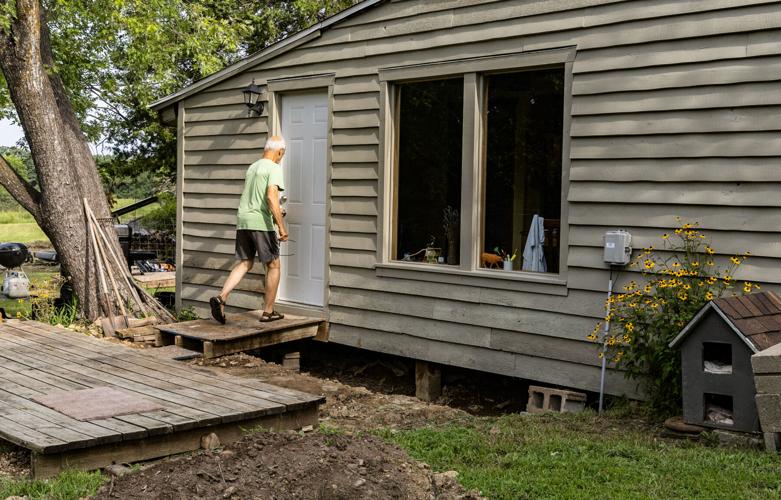Dan Kuebler and cabin