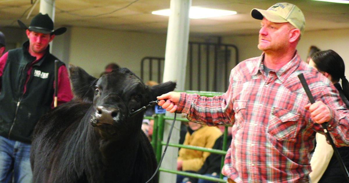 Livestock Love Cattle Producers Donate To Friend In Need livestock-love-cattle-producers-donate-to-friend-in-need