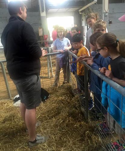 Willems promotes agriculture to children