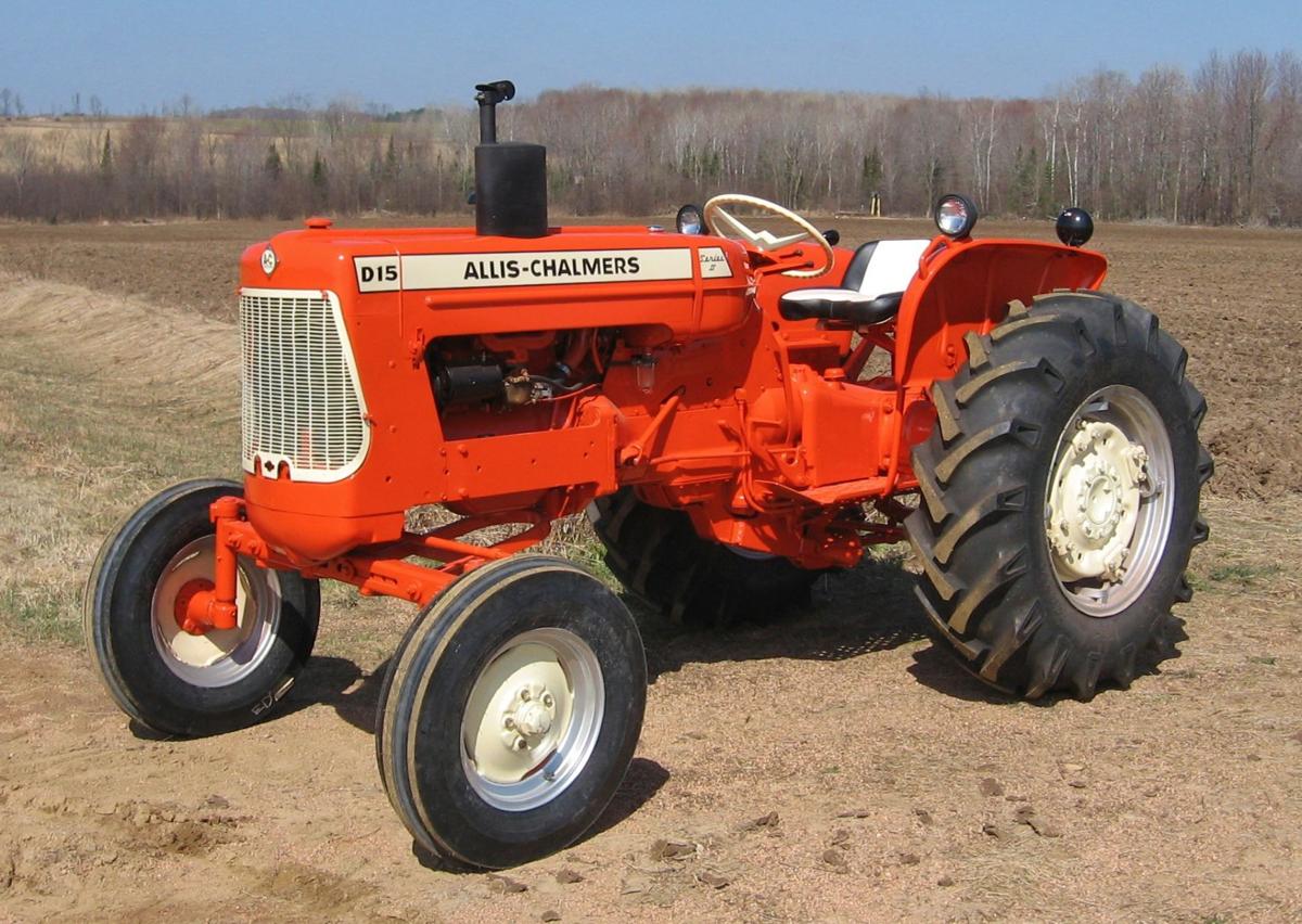 ERTL 2023 Case IH Magnum Kids Pedal Tractor Toy with 'Seein' Red' Graphics,  44337 - Walmart.com, image size:1200x852