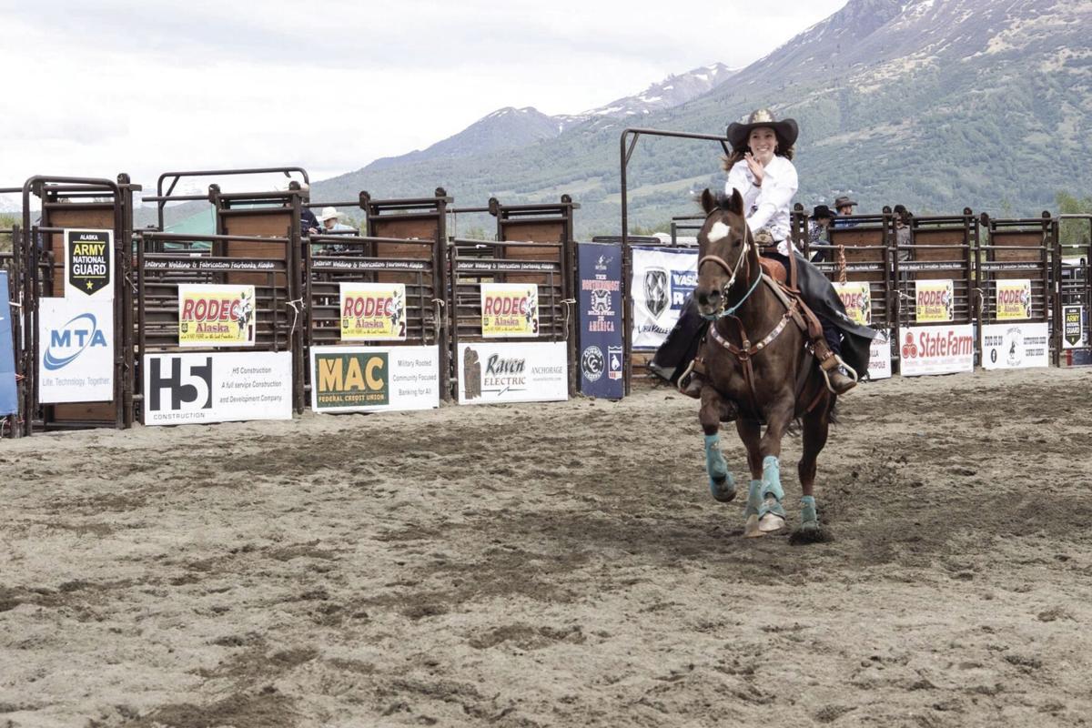 maree jobe al hs rodeo queen 2.jpg