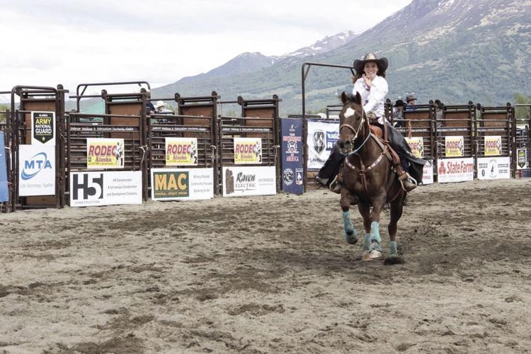 maree jobe al hs rodeo queen 2.jpg