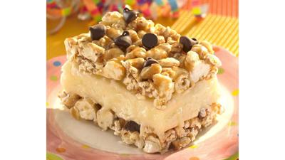 Popcorn-Ice-Cream-Sandwich