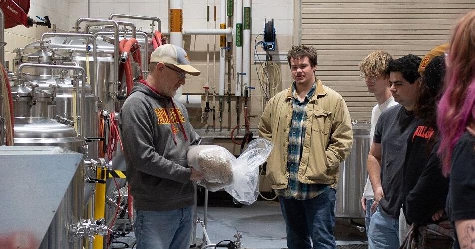 Professor Scott Nelson leading class