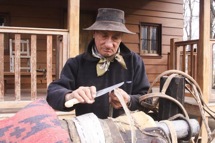 Gaucho making leather straps