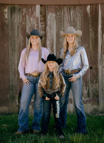 wolff sisters by cadyns captures (1).jpg