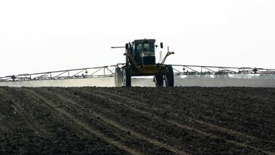 Early spring sprayer