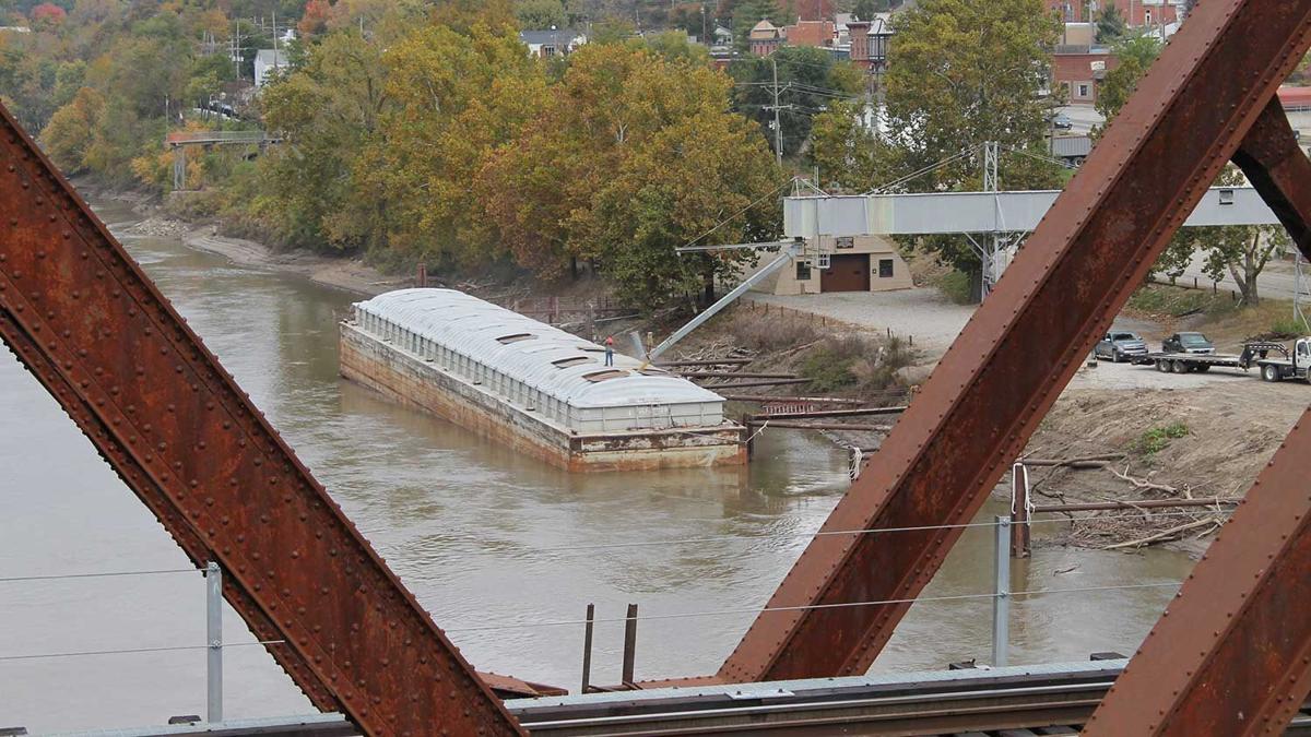 Grain barge on the Missouri River