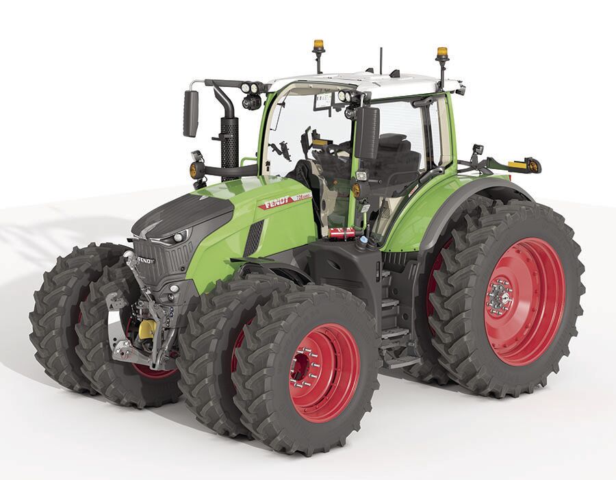 Fendt 700 Vario Tractors
