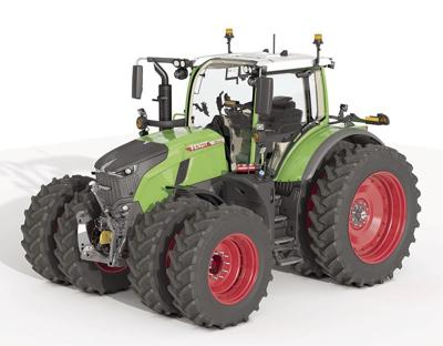 Fendt 700 Vario Tractors