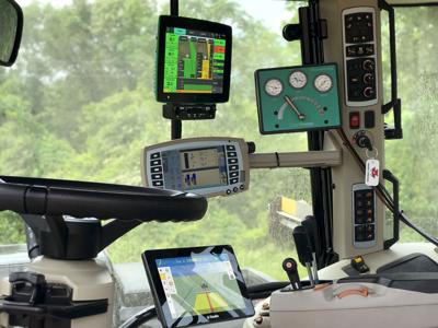 Cab with technology