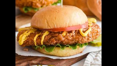 Breaded_Pork_Tenderloin_Sandwich