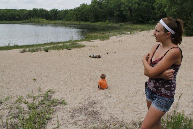 Chelsea-Zimmerman-at-Wolf-Lake