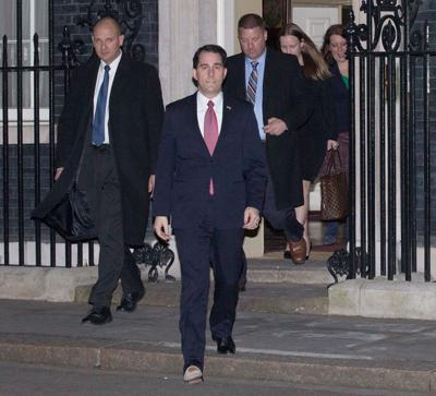 David Cameron disputes Scott Walker's account of their conversation