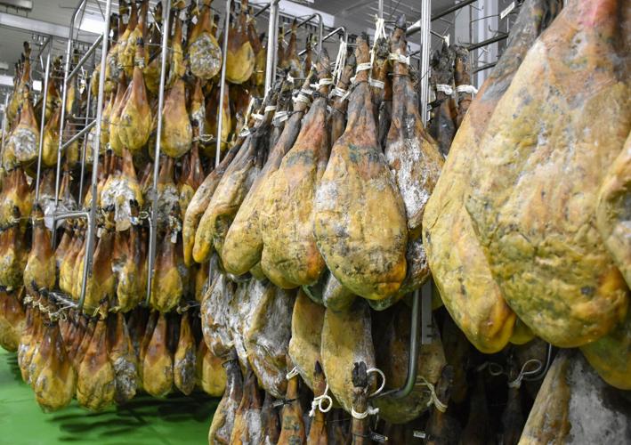 Hams hang