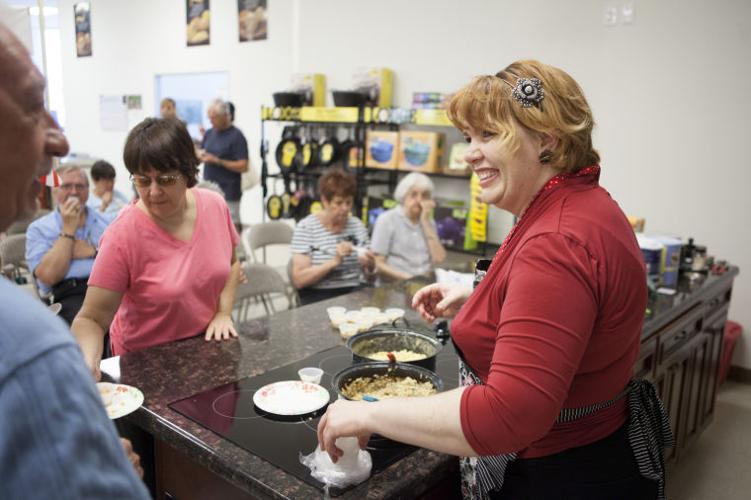 Honeyville Food Storage Dandk Organizer