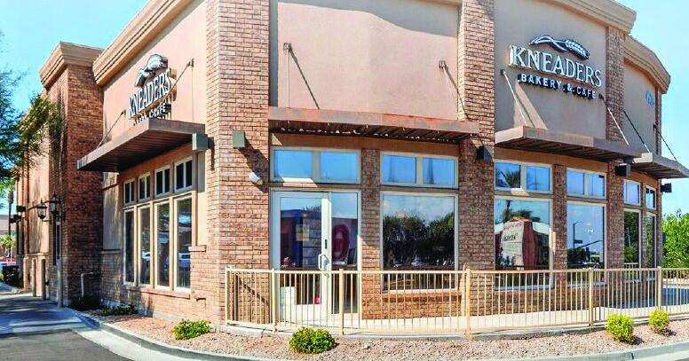 Bank buys old Kneaders building in Ahwatukee