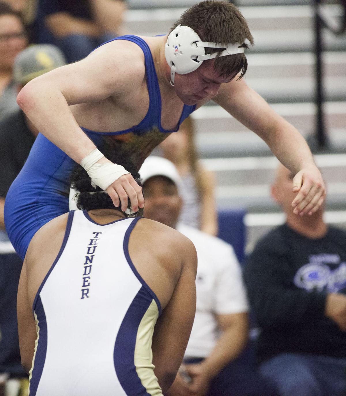Sectional wrestling Eight area wrestlers qualify for state Sports