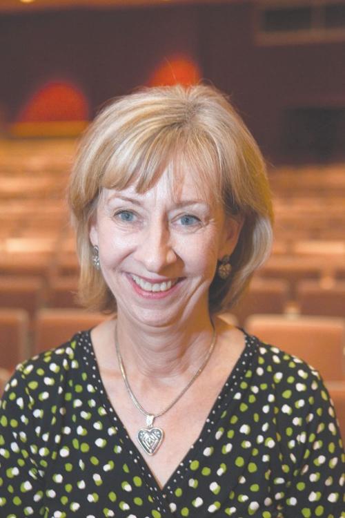 Sandy Lowe