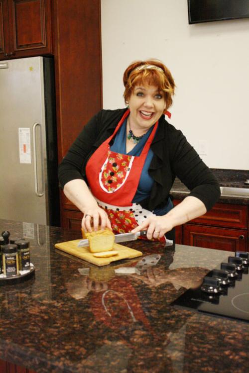 Bread Art: Decorating and Painting Edible Bread for Beginners