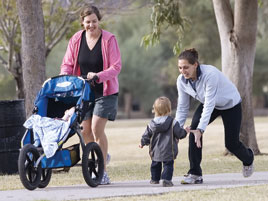 Two Ahwatukee women prepare with local moms club