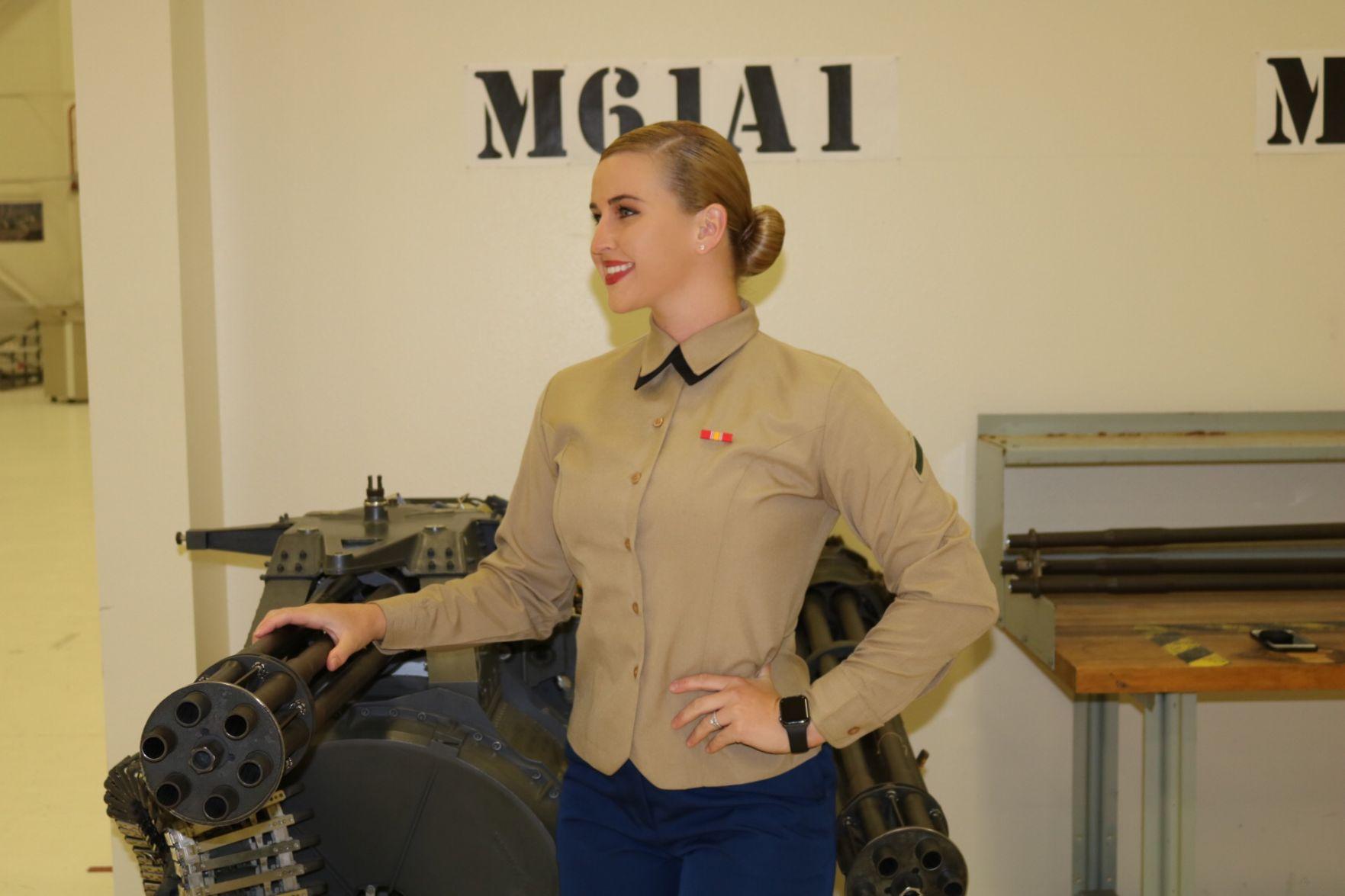 Ahwatukee woman completes Marine boot camp with honors Neighbors