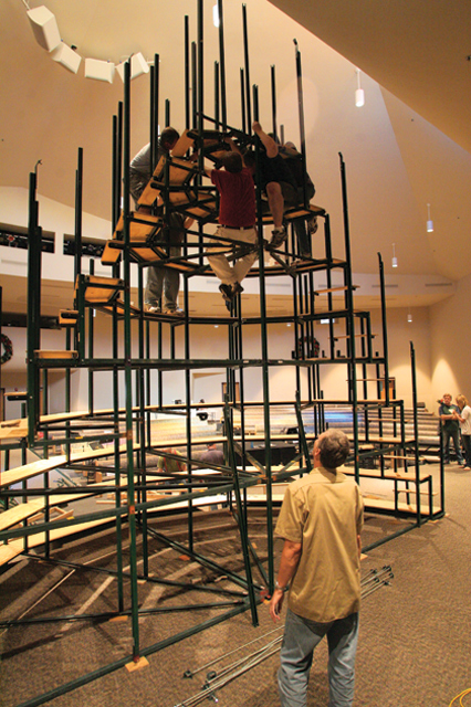 Foothills Baptist: Bringing the spirit of Christmas to AF