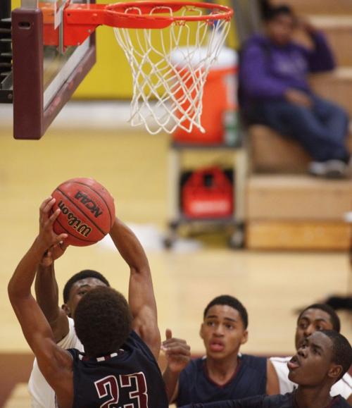Boys B-ball: MP vs McClintock