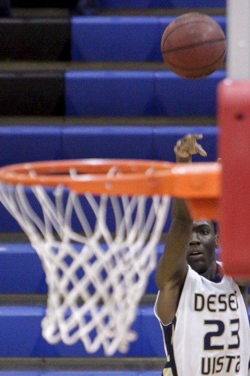 Boys B-ball: DV vs Red Mt.