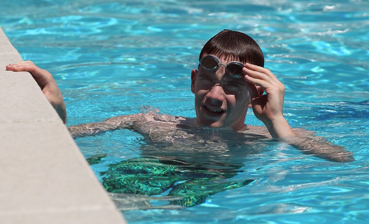 DV Swimmer