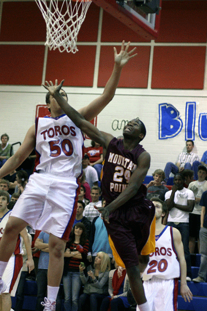 State Tournament: Pride boys hoops falls just short of state's big stage, falls in 2nd round to Mountain View