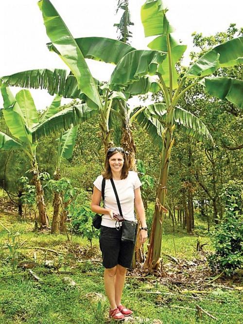 Dawn Schmidt in Honduras