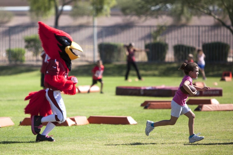 Cardinals Big Red works out with HCLC students | Community Focus ...